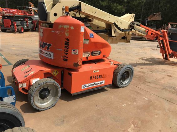 2011 JLG E400AJPN Boom Lift