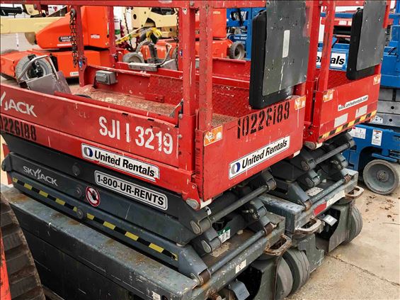 2014 Skyjack SJIII3219 Scissor Lift