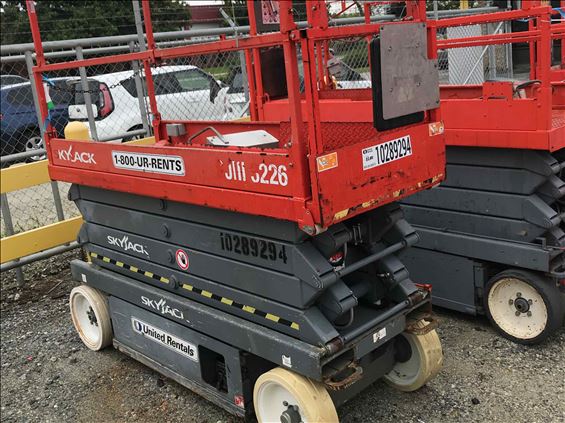 2014 Skyjack SJIII3226 Scissor Lift