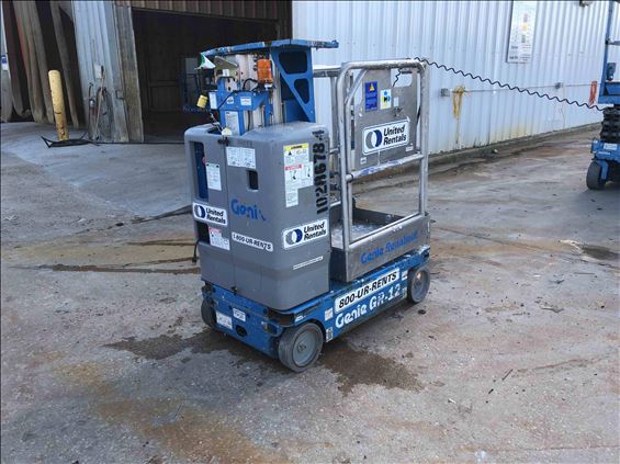 2014 Genie GR-12 Scissor Lift