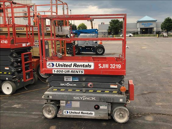 2015 Skyjack SJIII3219 Scissor Lift