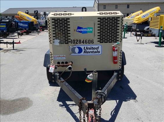 2014 Doosan P425/HP375WCUT4 Air Compressor