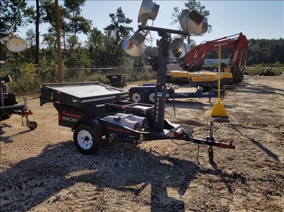 2013 Magnum Pro MLT4000S Towable Light Tower