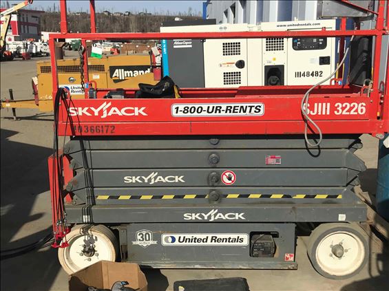 2015 Skyjack SJIII3226 Scissor Lift