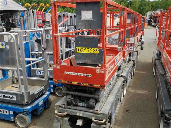 2014 Skyjack SJIII3219 Scissor Lift