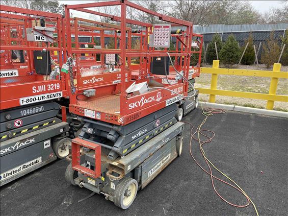 2015 Skyjack SJIII3219 Scissor Lift