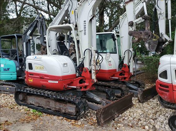 2015 Takeuchi TB260 Mini-Excavator