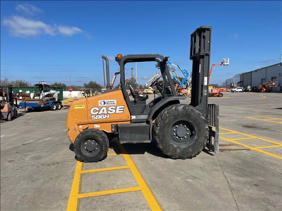 2017 Case 586H Rough Terrain Forklift