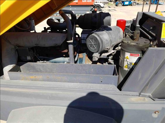 2015 Atlas Copco XAS185KD7 T4 Air Compressor