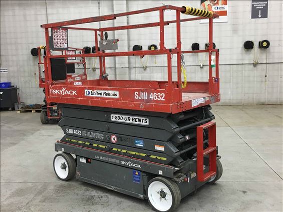 2013 Skyjack SJIII4632 Scissor Lift