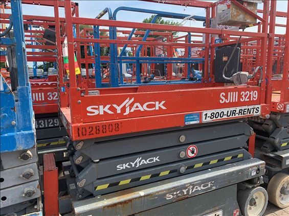 2014 Skyjack SJIII3219 Scissor Lift