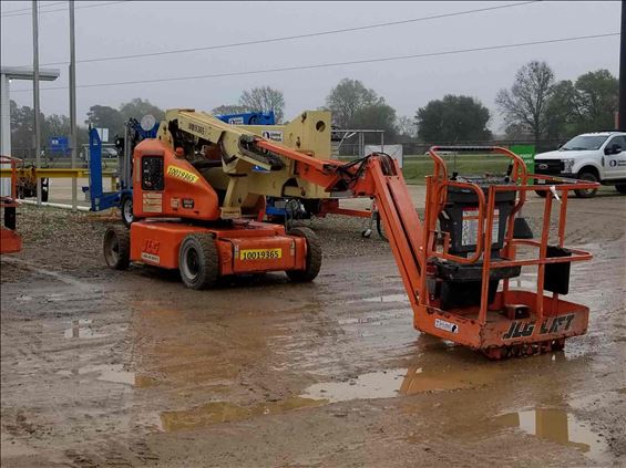 2012 JLG E400AJPN Boom Lift