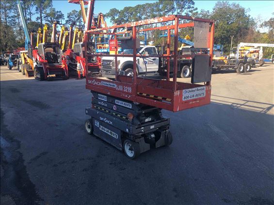 2014 Skyjack SJIII3219 Scissor Lift