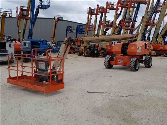 2013 JLG 860SJ Boom Lift