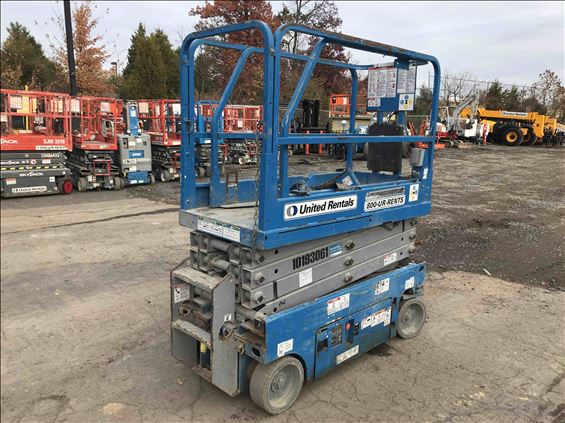 2013 Genie GS-1930 Scissor Lift