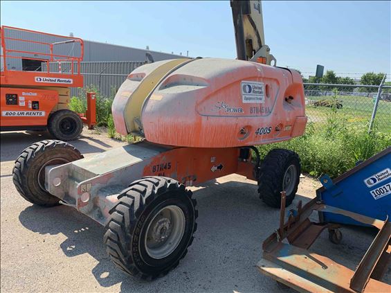 2011 JLG 400S Boom Lift