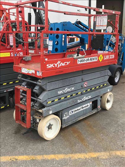2015 Skyjack SJIII3226 Scissor Lift