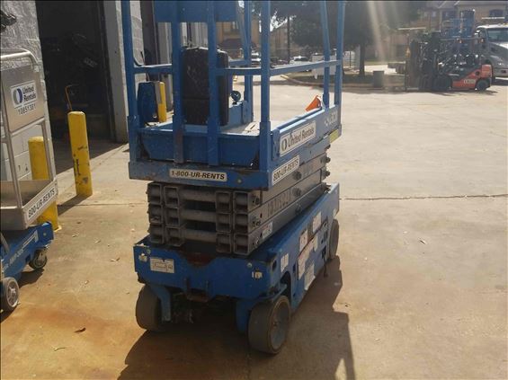 2014 Genie GS-1930 Scissor Lift