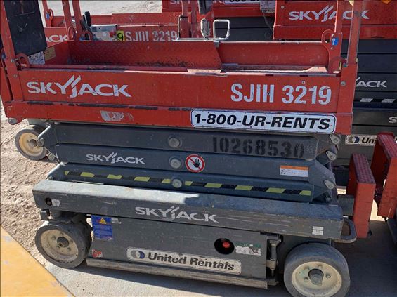 2014 Skyjack SJIII3219 Scissor Lift