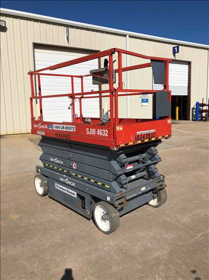 2014 Skyjack SJIII4632 Scissor Lift