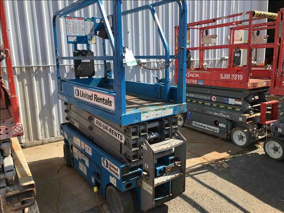 2013 Genie GS-1930 Scissor Lift