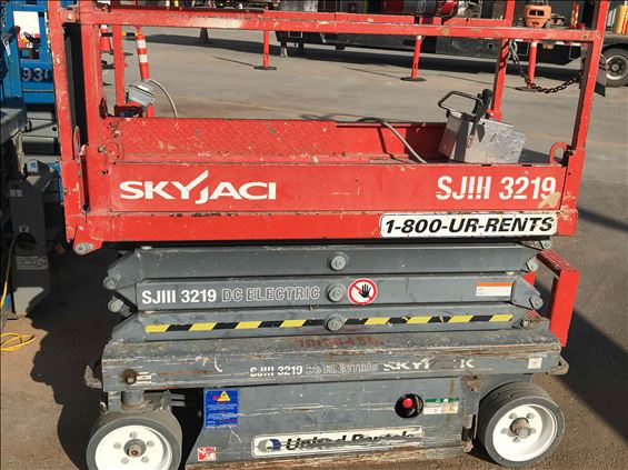 2013 Skyjack SJIII3219 Scissor Lift