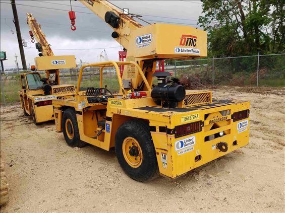 2011 Broderson IC-80-3G Crane