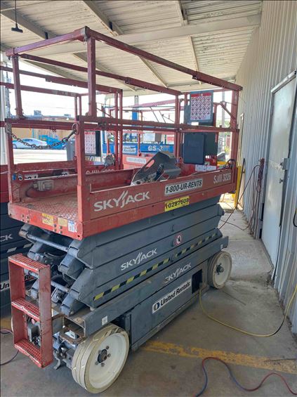 2014 Skyjack SJIII3226 Scissor Lift