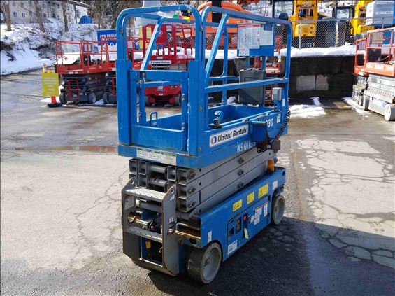 2015 Genie GS-1930 Scissor Lift