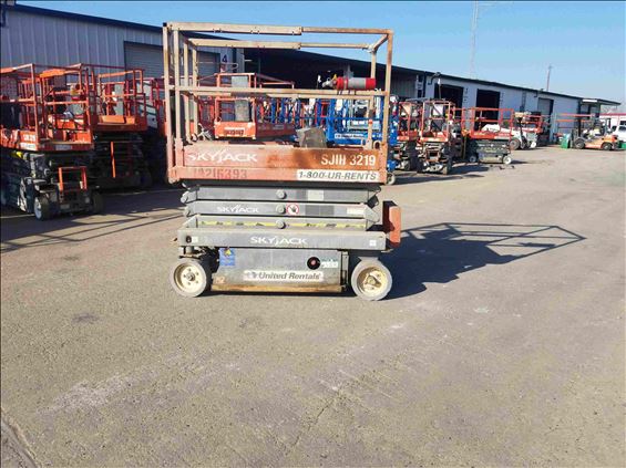 2014 Skyjack SJIII3219 Scissor Lift