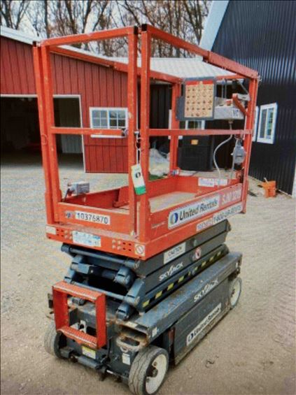 2015 Skyjack SJIII3219 Scissor Lift