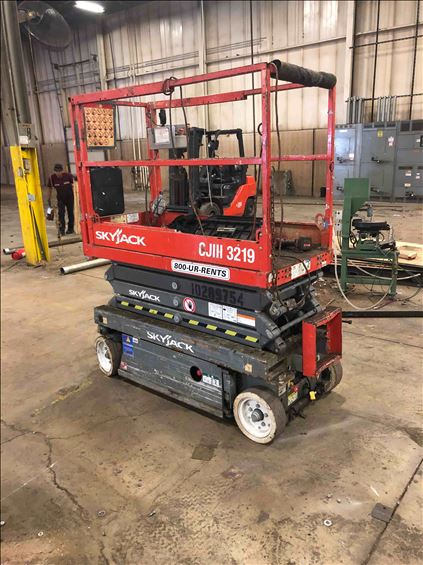 2014 Skyjack SJIII3219 Scissor Lift