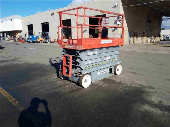 2013 Skyjack SJIII4632 Scissor Lift