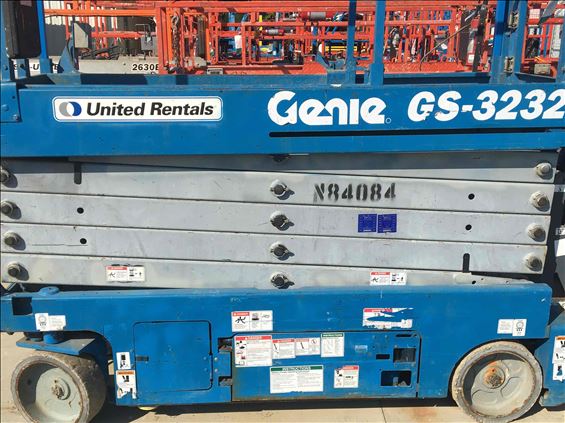 2014 Genie GS-3232 Scissor Lift