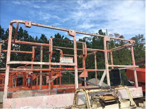 2013 JLG 3510868S