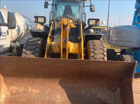 2016 Komatsu WA270-7 Wheel Loader