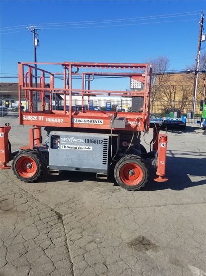 2013 Skyjack SJ6826RT Scissor Lift