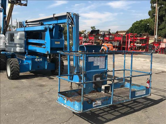 2012 Genie Z-60/34 Boom Lift