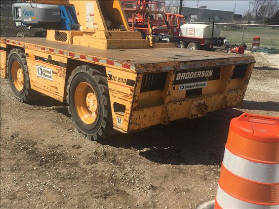 2008 Broderson IC-200-3F Crane