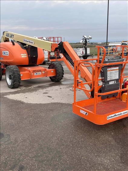 2013 JLG 600AJ Articulating Boom Lift