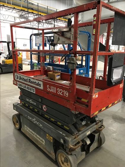 2014 Skyjack SJIII3219 Scissor Lift