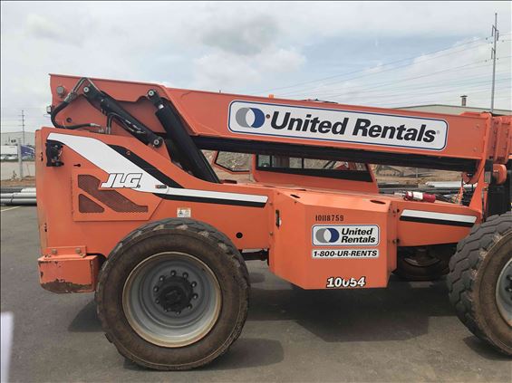 2013 SKYTRAK 10054 Rough Terrain Forklift