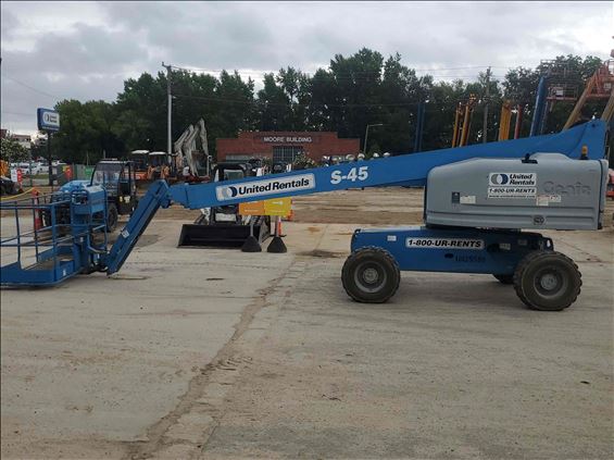 2013 Genie S-45 Boom Lift