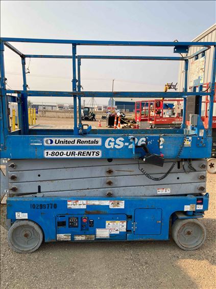 2014 Genie GS-2632 Scissor Lift