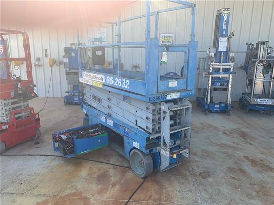 2014 Genie GS-2632 Scissor Lift