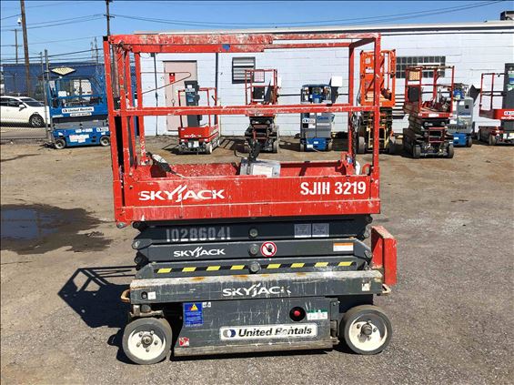 2014 Skyjack SJIII3219 Scissor Lift