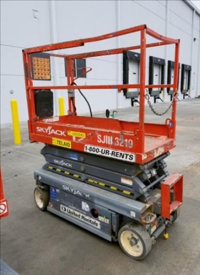2014 Skyjack SJIII3219 Scissor Lift