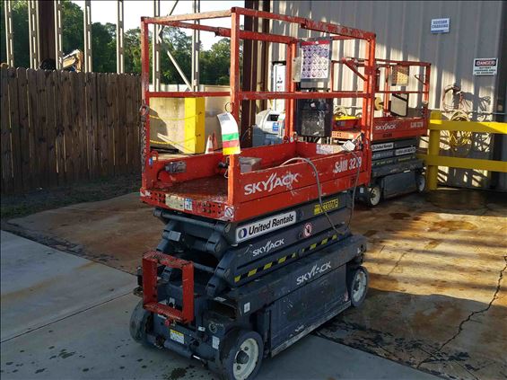 2015 Skyjack SJIII3219 Scissor Lift