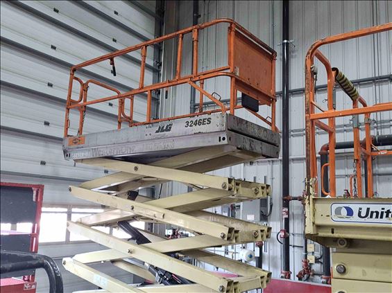 2006 JLG 3246ES Scissor Lift