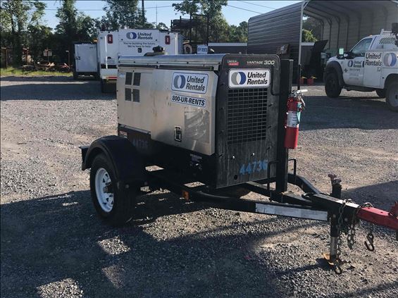 2017 Lincoln Electric Vantage 300 Welder